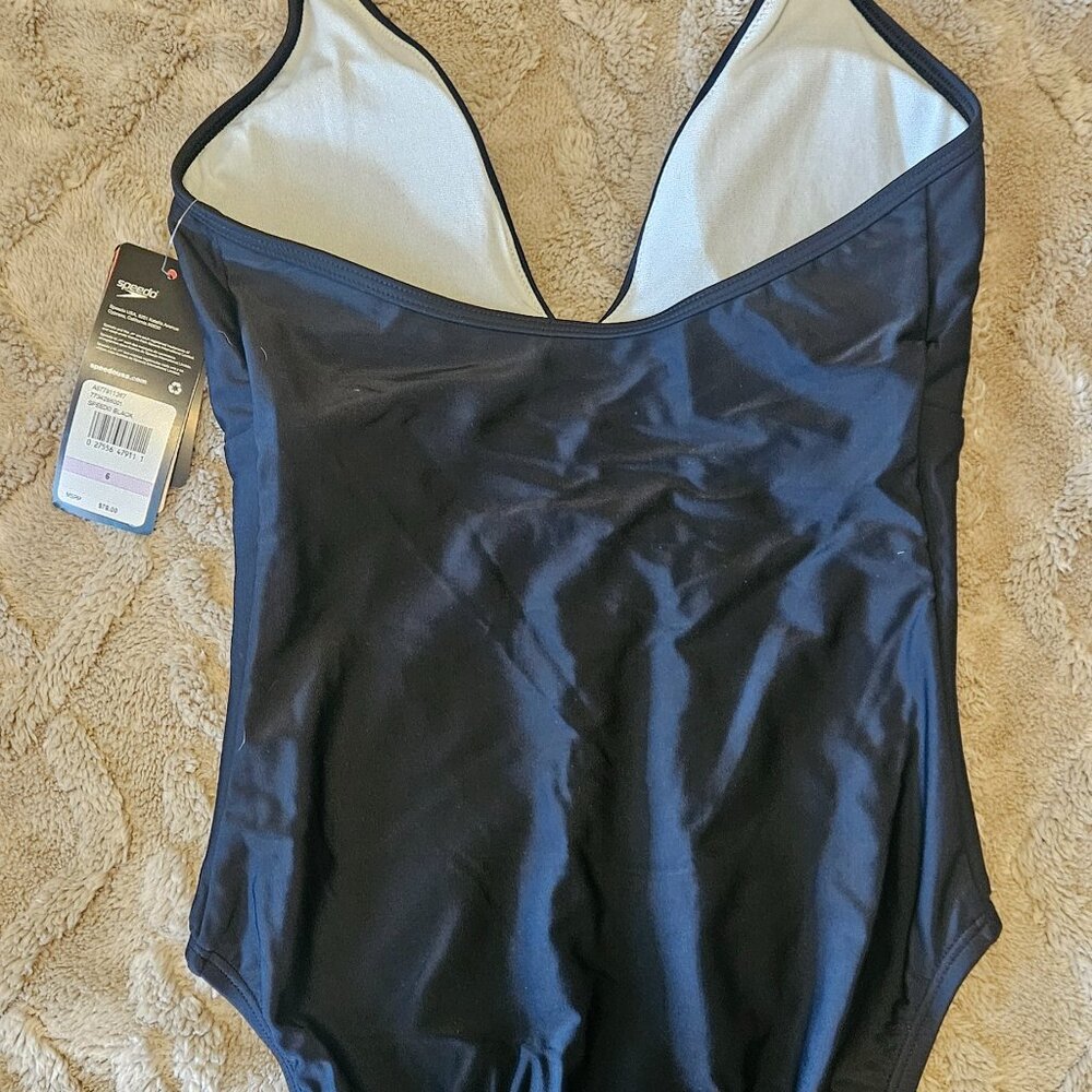 Speedo one piece - Picture 2 of 5